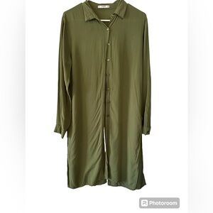 Fall Pull & Bear Dress/Top. Button Down Size L. Long sleeve